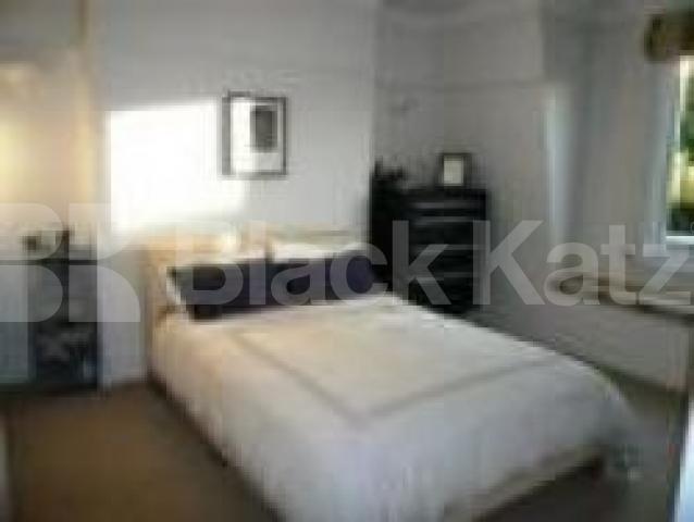 			3 Bedroom, 1 bath, 1 reception Flat			 Castellain Road, MAIDA VALE